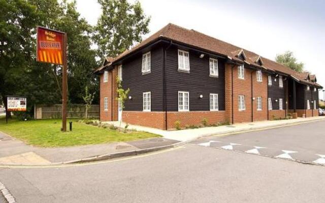 Premier Inn Woking West - A324