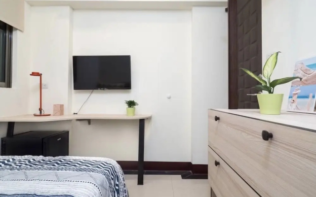 Relax Traveler Home