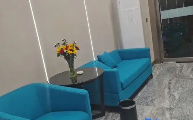 Zhengzhou Yulong Hotel