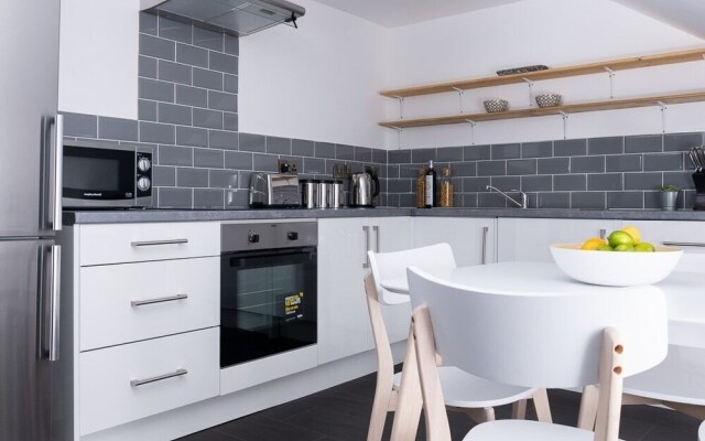 Myuksuites
