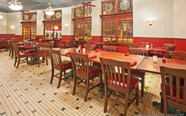 Holiday Inn Hotel & Suites LA CROSSE