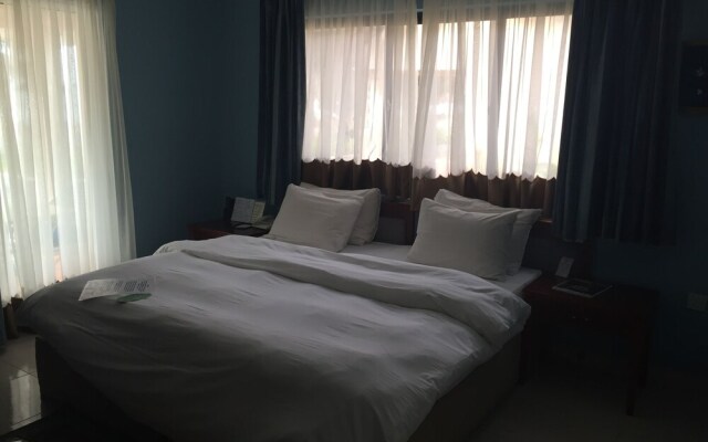 Busua Beach Resort