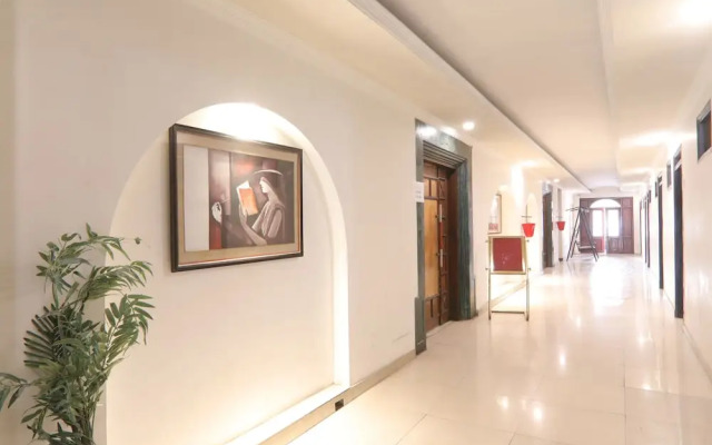 Mohan Hotel
