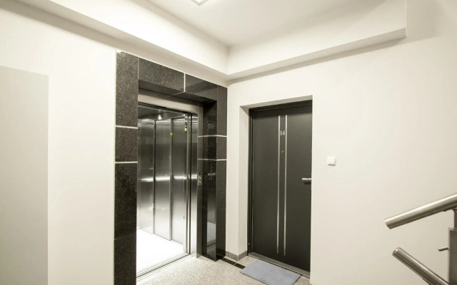 Apartamenty Złota 15