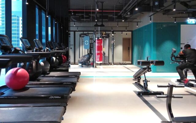 Stunning Studio w/ Burj Khalifa View!