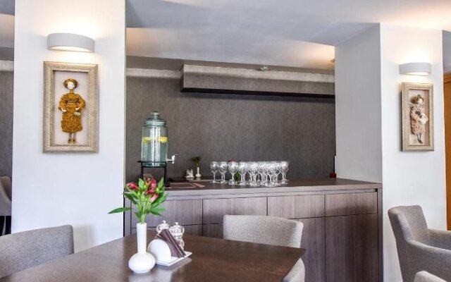 Muza Hotel