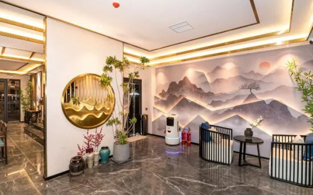 Qianyu Qianxun Hotel (Jiyuan Branch)