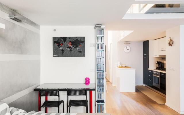 Awesome loft in the city center of Milan
