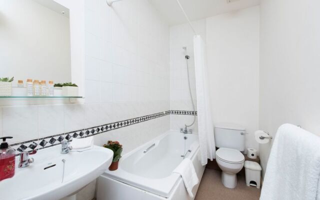 Stylish Studio Flat in Zone 1