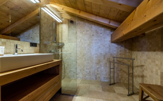 Abachi Chalet Les Gets - by EMERALD STAY