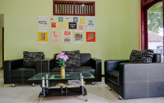 OYO Life 2508 Alba Suites Homestay Syariah