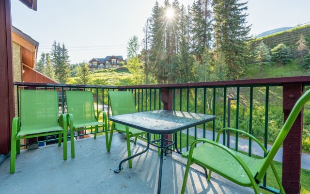 CENTRALLY Located 3-Br Home | TRUE Ski In/Out | FREE access to Pools & Hot Tubs