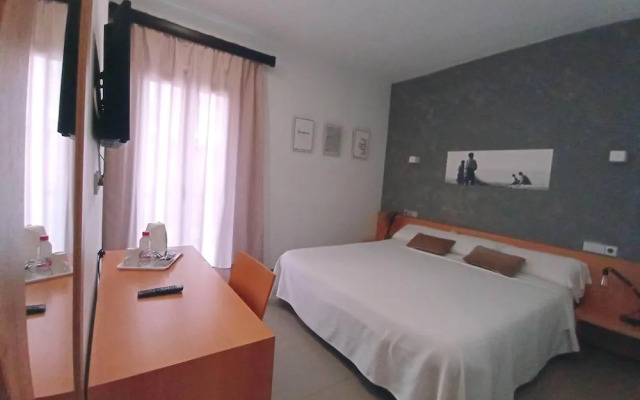 Hotel Alboran