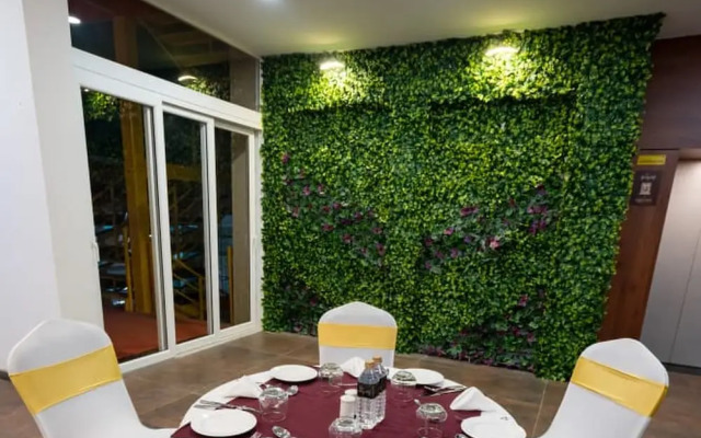 Springdale Suites - Nagpur