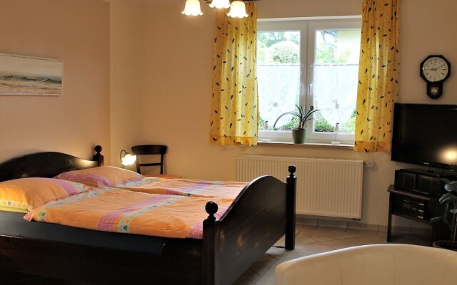 Cozy Apartment in Boltenhagen with Garden