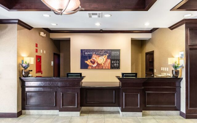 Red Lion Inn & Suites Mineral Wells