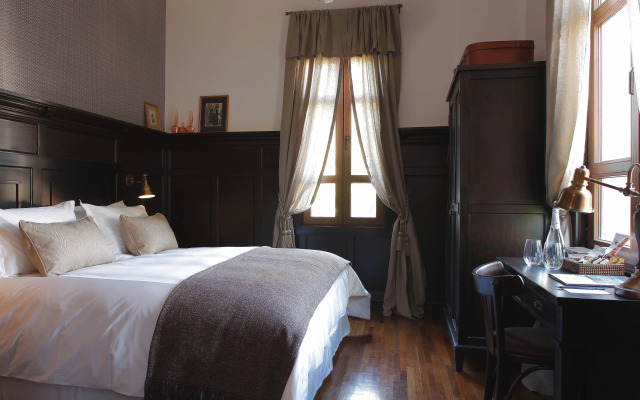 Hotel Boutique Castillo Rojo