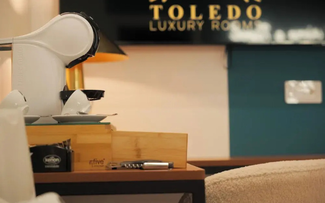 Toledo LR Collection
