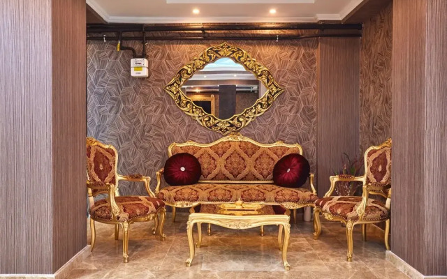Tarabya Suit