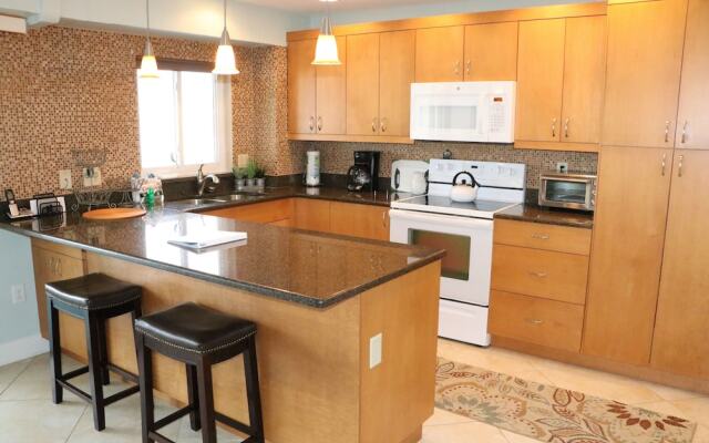 Jamaica Royale 606 - 2 Br Condo