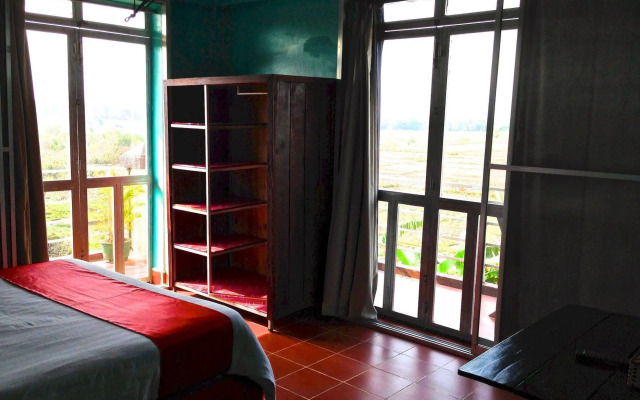 River Dolphin Hotel