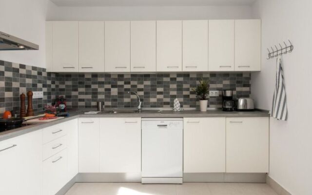 Beautiful Bungalow Rocas Rojas