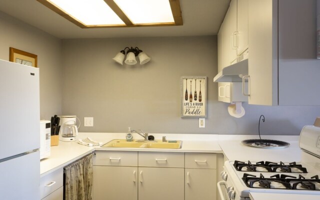 SoCal Vacations - Village Inn