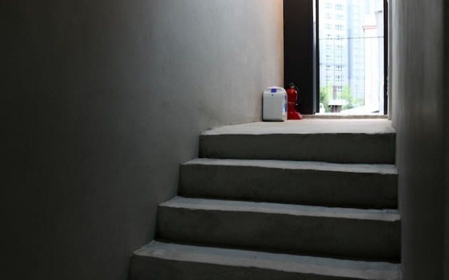 302 Place