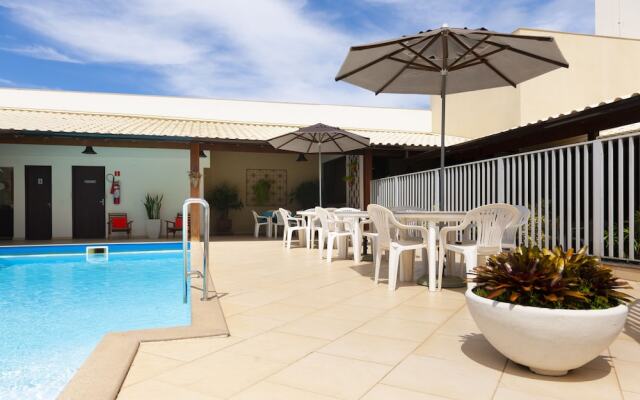 Coqueiros Praia Hotel - Balneário de Iriri