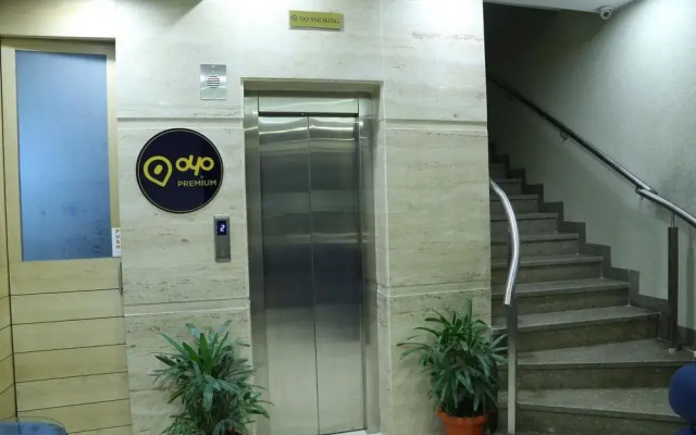 OYO Premium Ptl Chowk Phase 5 Mohali(Cha095)