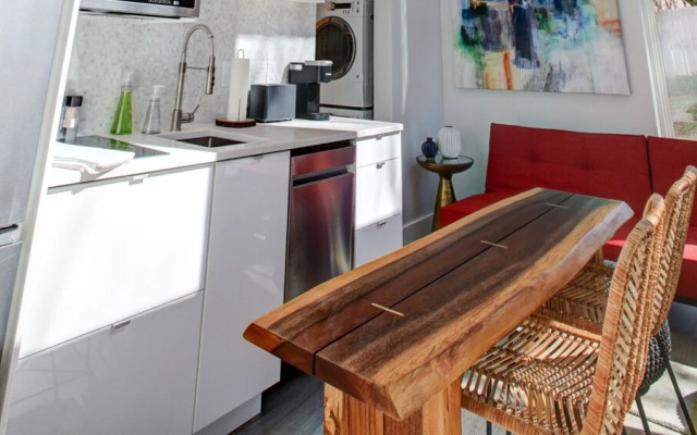 5 Bedroom, Woodside Avenue