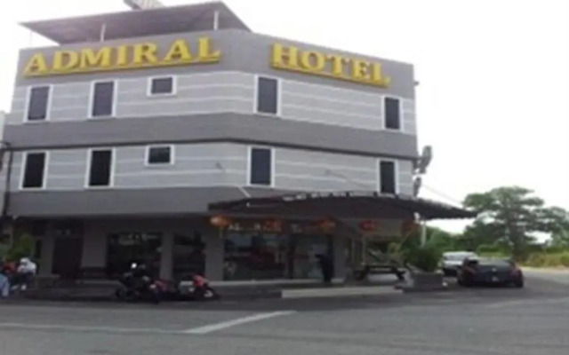 Admiral Hotel