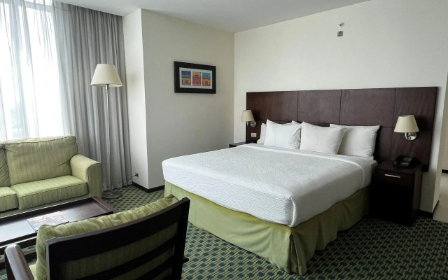 Courtyard by Marriott Guayaquil