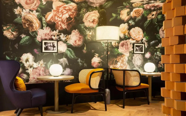 Hotel Les Capitouls Toulouse Centre - Handwritten Collection