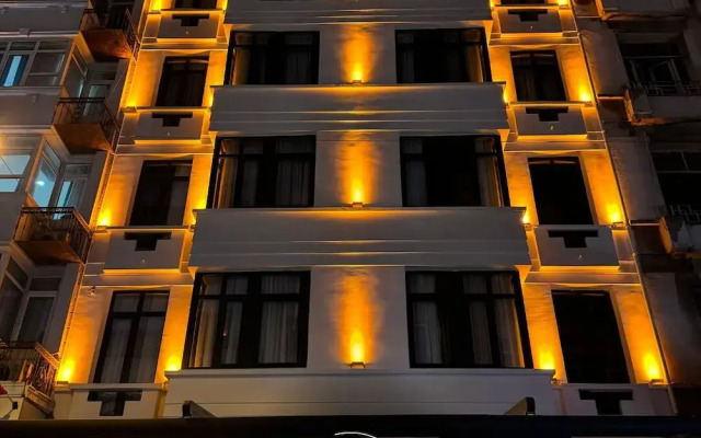 The Now Hotel