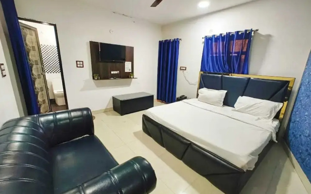 Hotel Vcr Inn