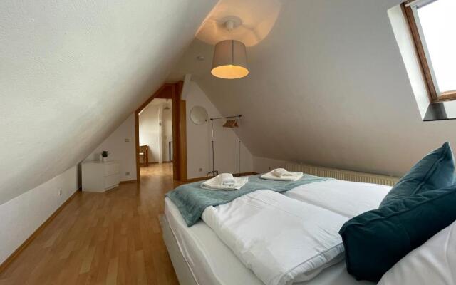 Suite Dilara by NINJA SPACES - 105QM Maisonette, Netflix, Garten, Parkplatz