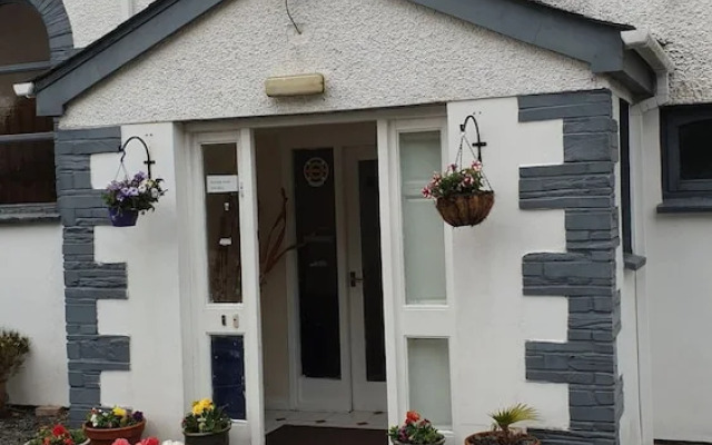 Innis Inn Guest House