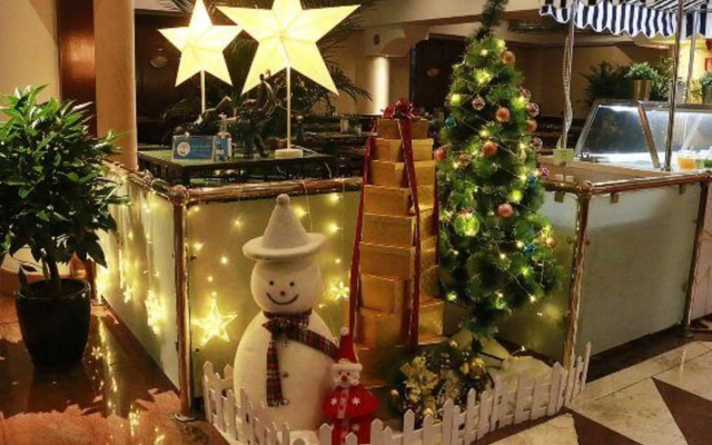 Shangri-La Golden Flower, Xian