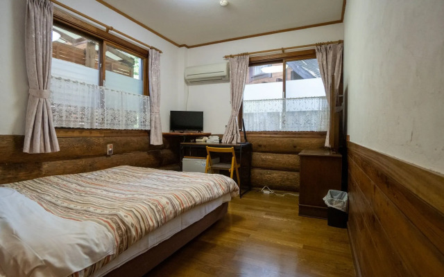 Pension and Log Cottage Hoshinoko