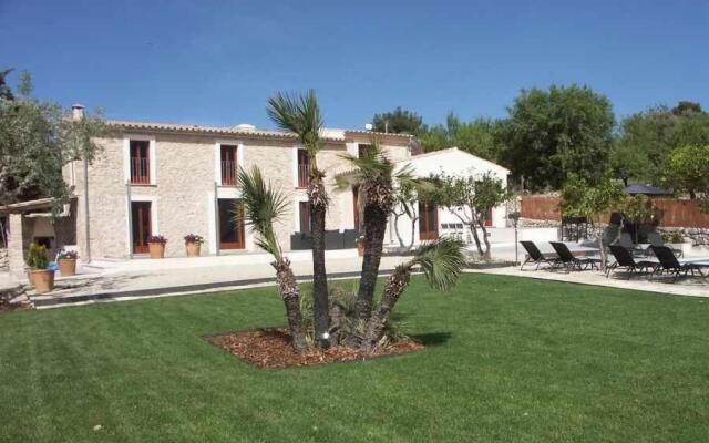 Lloberina casa de campo con piscina para 6 personas