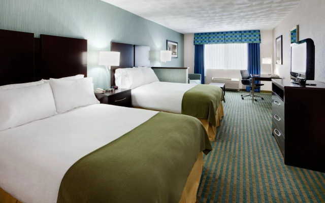 Holiday Inn Express & Suites Smithfield - Providence by IHG