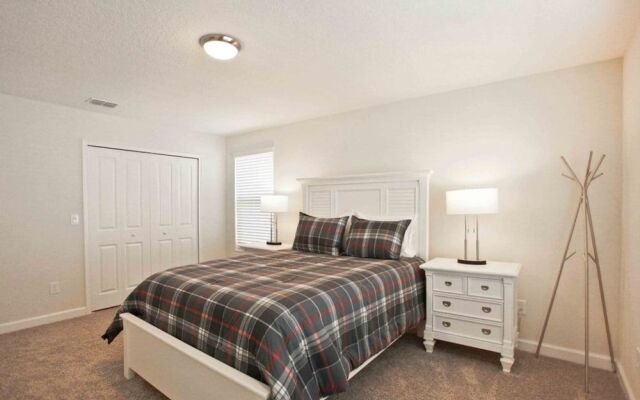 Storey Lake 4771