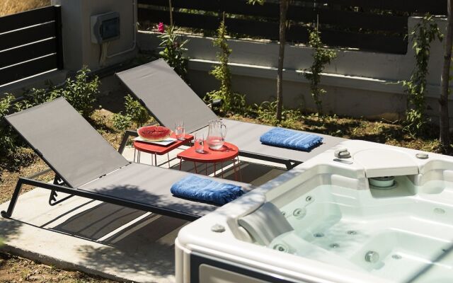 Luxurious Sea view House With Spa & Garden