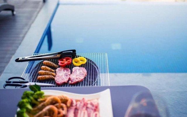 Pohang Mersong Pool And Spa