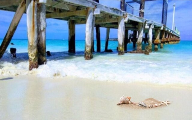 All Inclusive Bed & Beach & Fun Cancun