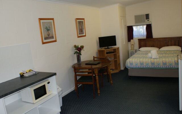 Warrnambool Motel and Holiday Park