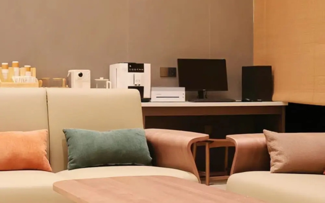 World Hotel Kaifeng Gulou Square Branch – Guest Rooms – Kaifeng