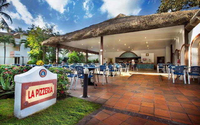 Viva Wyndham Dominicus Beach Resort — All Inclusive
