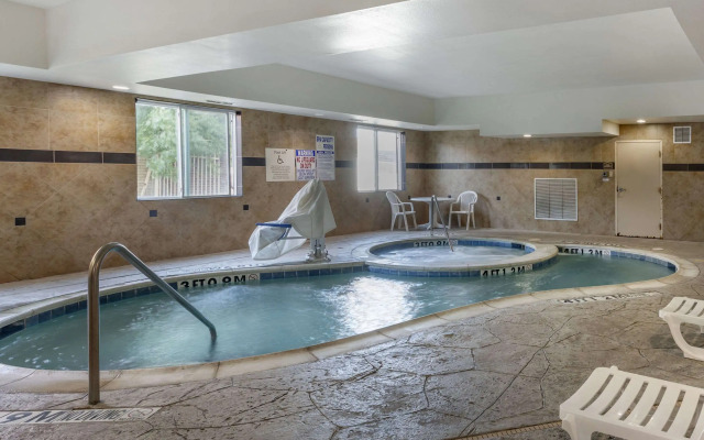 Comfort Suites Plano - Dallas North